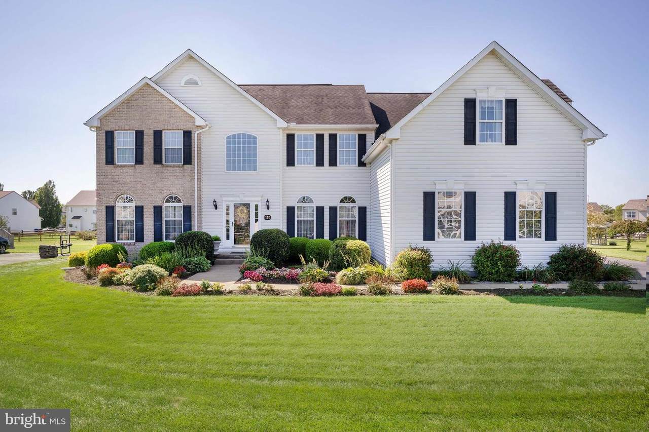 113 Amberwood Drive - Photo 1