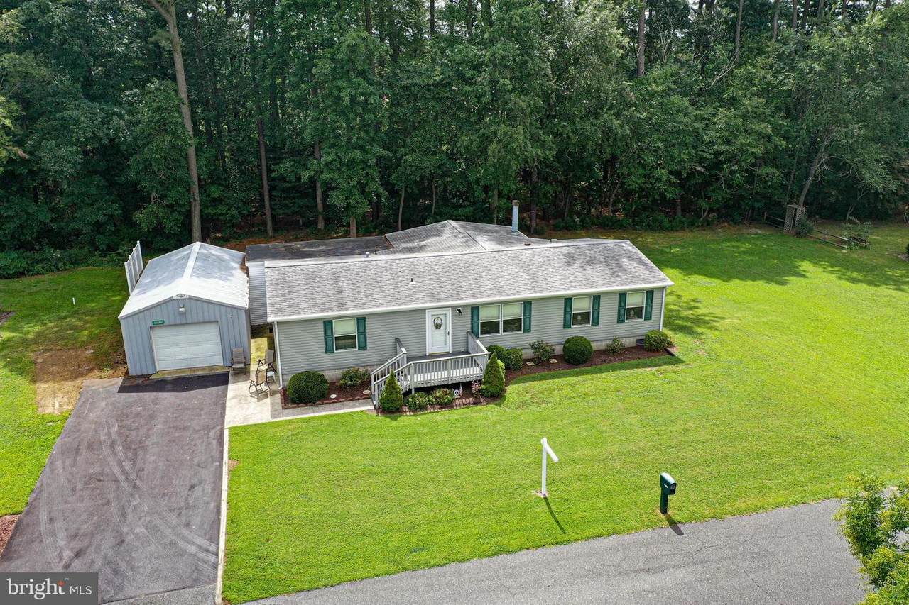 35925 Robinson Avenue - Photo 1