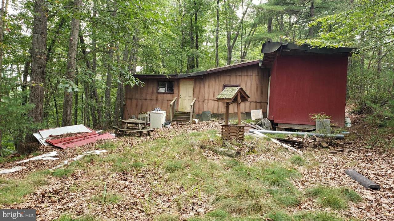 420 Hazel Lane - Photo 1