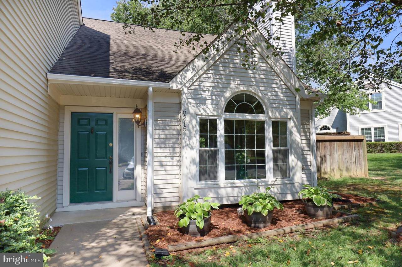 6215 Stonepath Circle - Photo 1