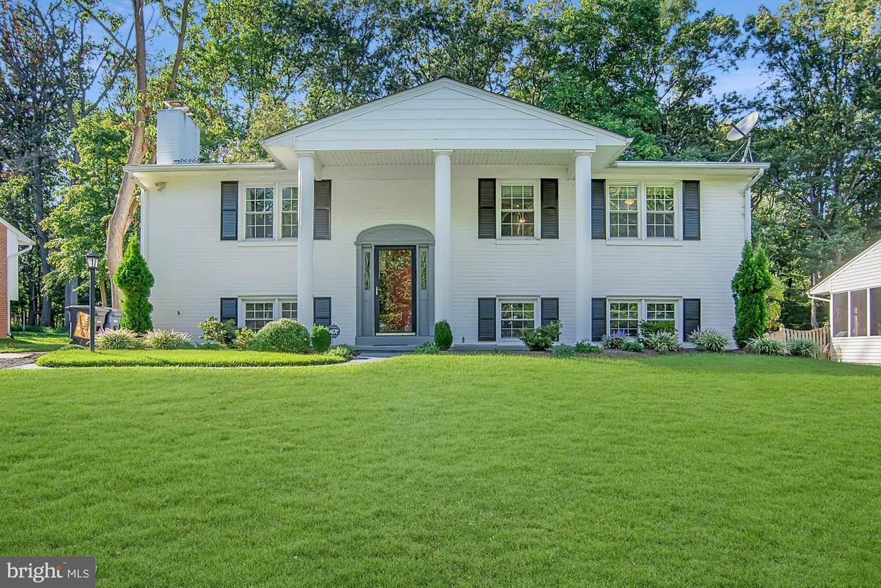 5806 Parkway Drive - Photo 1
