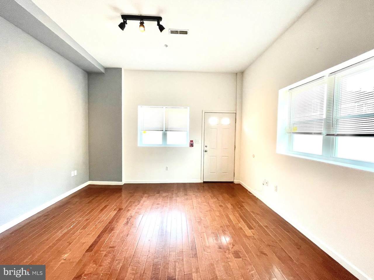 1701 19TH Street - Photo 1
