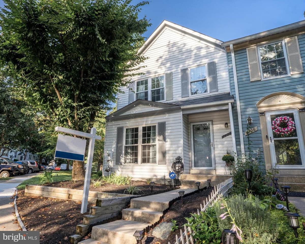 7408 Setting Sun Way - Photo 1