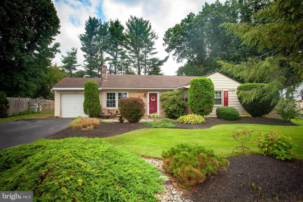 4608 Daisy Avenue - Photo 1