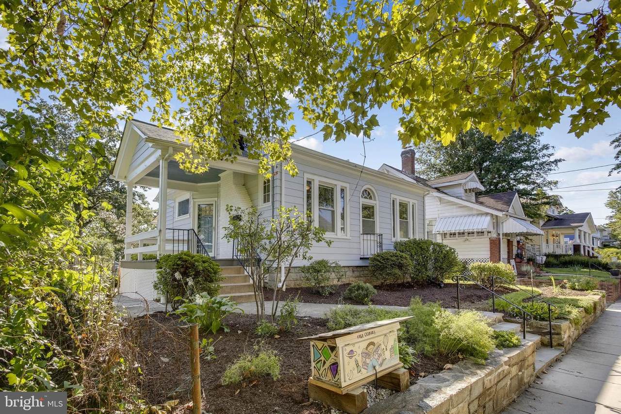 2909 13TH Street - Photo 1