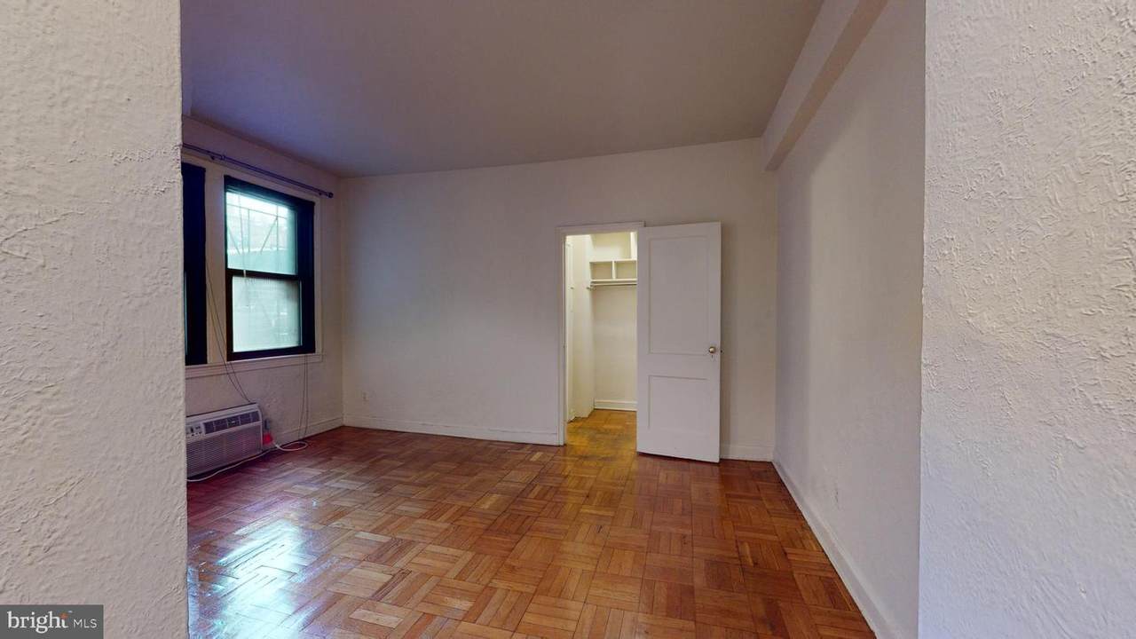 1010 25TH Street - Photo 1