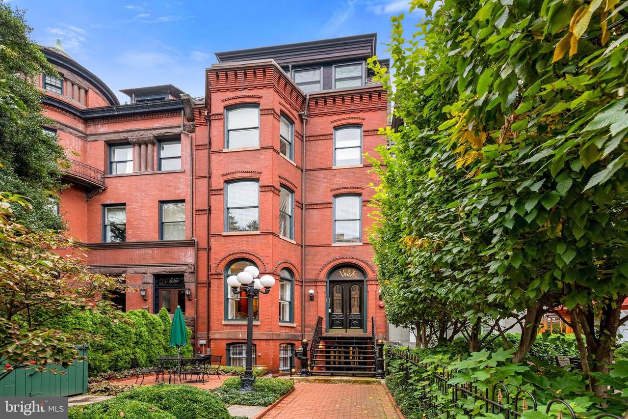 1631 16TH Street - Photo 1