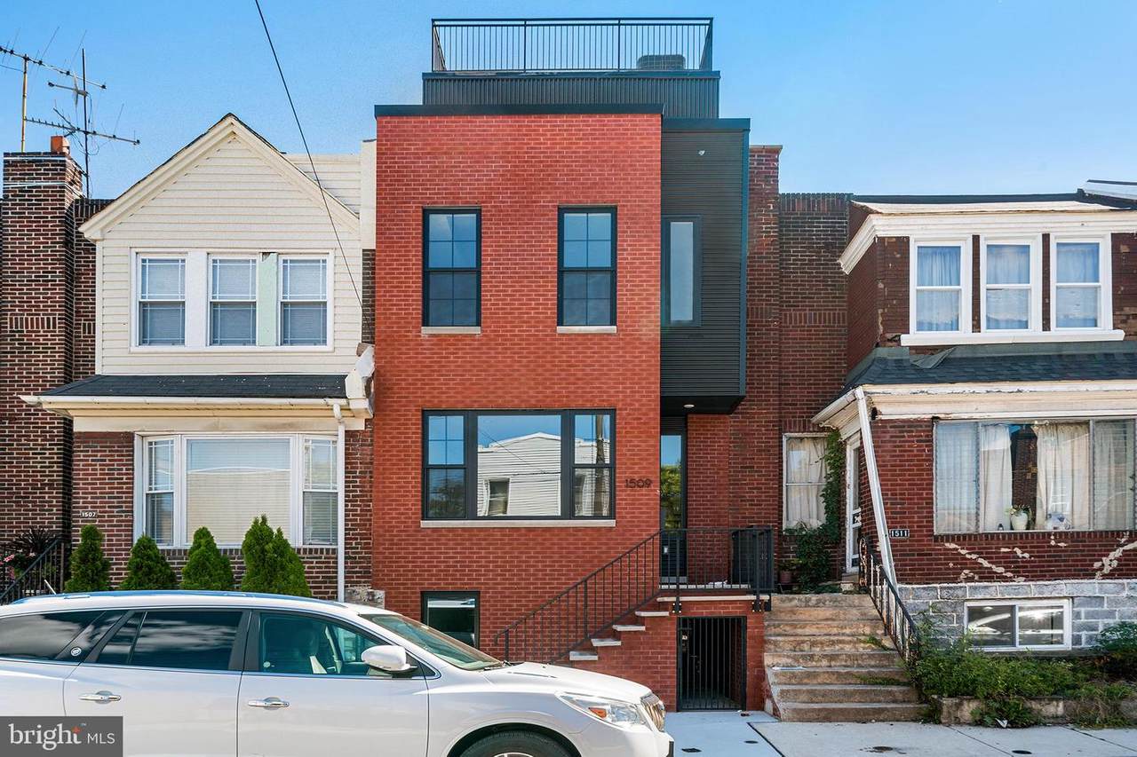 1509 31ST Street - Photo 1