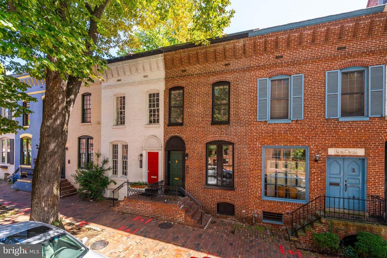1025 30TH Street - Photo 1