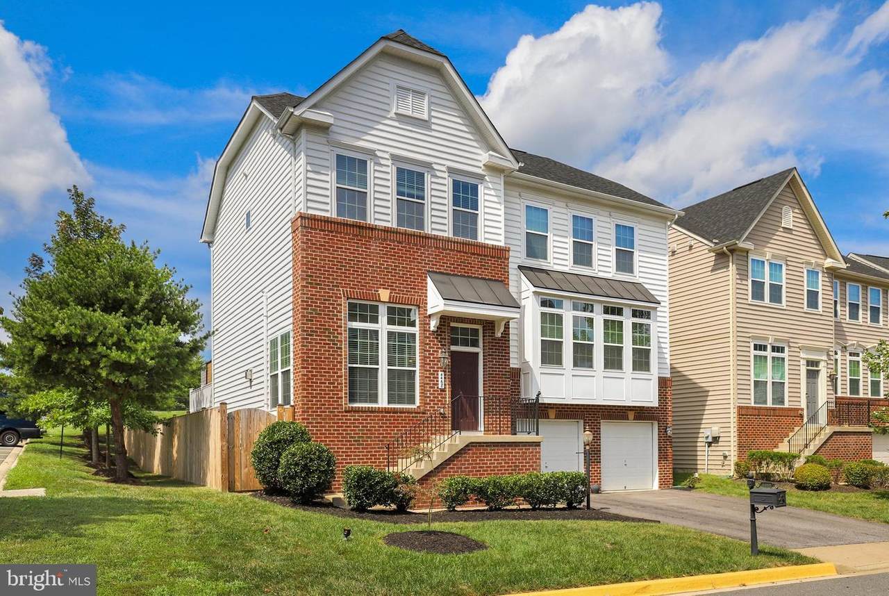 4468 Bedford Cove Lane - Photo 1