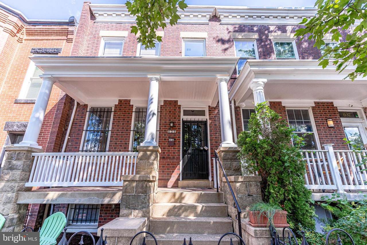 639 10TH Street - Photo 1