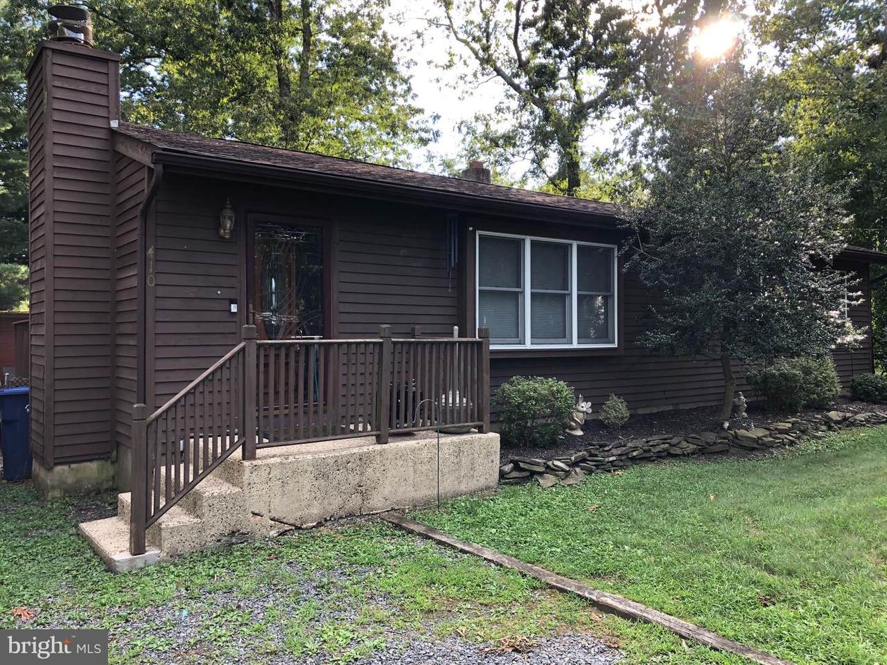 410 Rhode Island Road - Photo 1