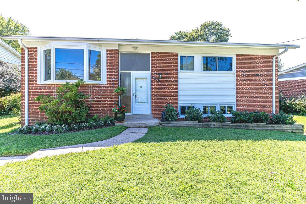 3512 Stark Street - Photo 1