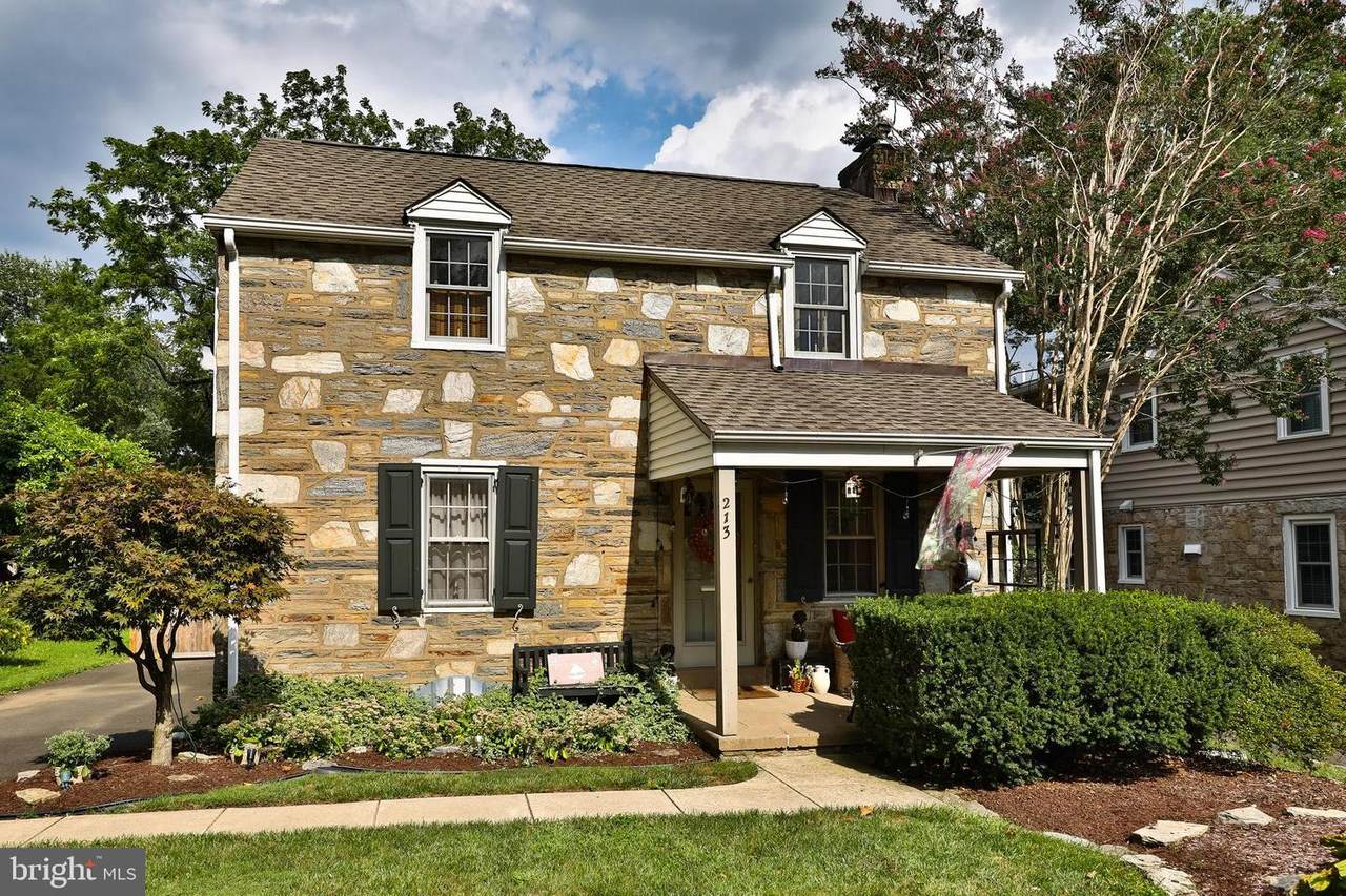 213 Berkeley Road - Photo 1