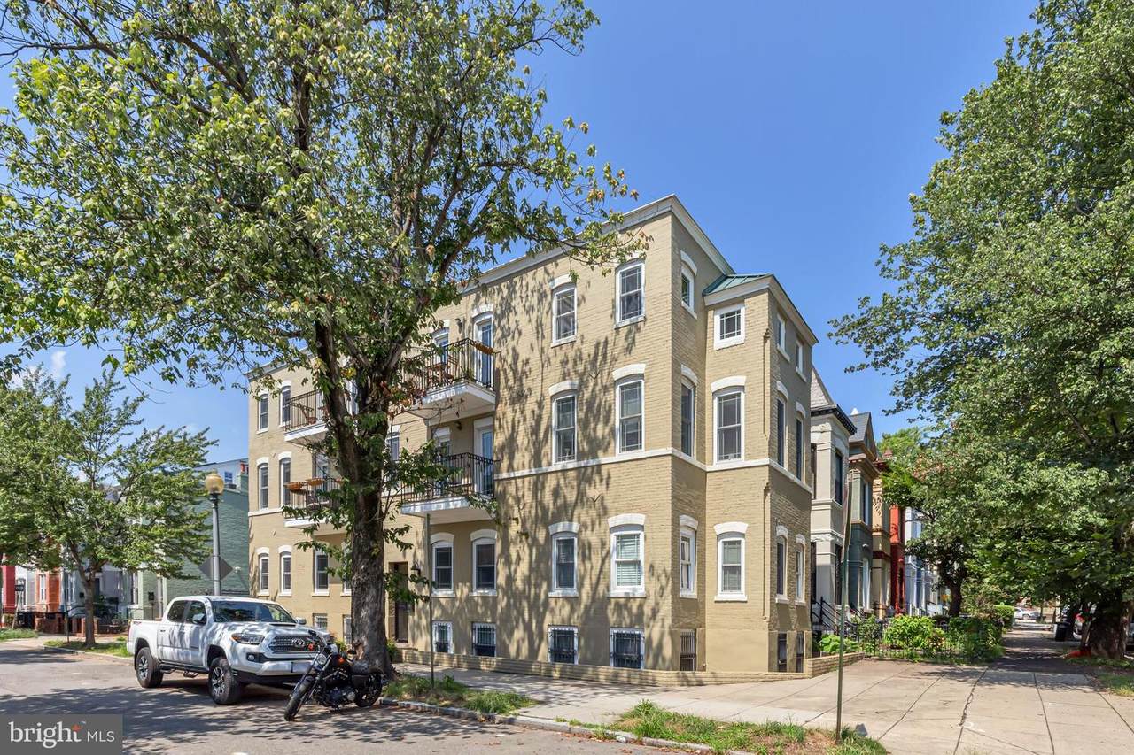 660 Morton Place - Photo 1