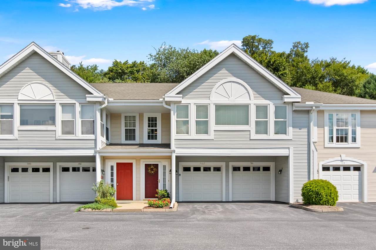 702 Country Place Drive - Photo 1