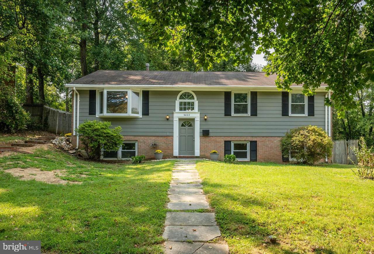6002 River Road - Photo 1