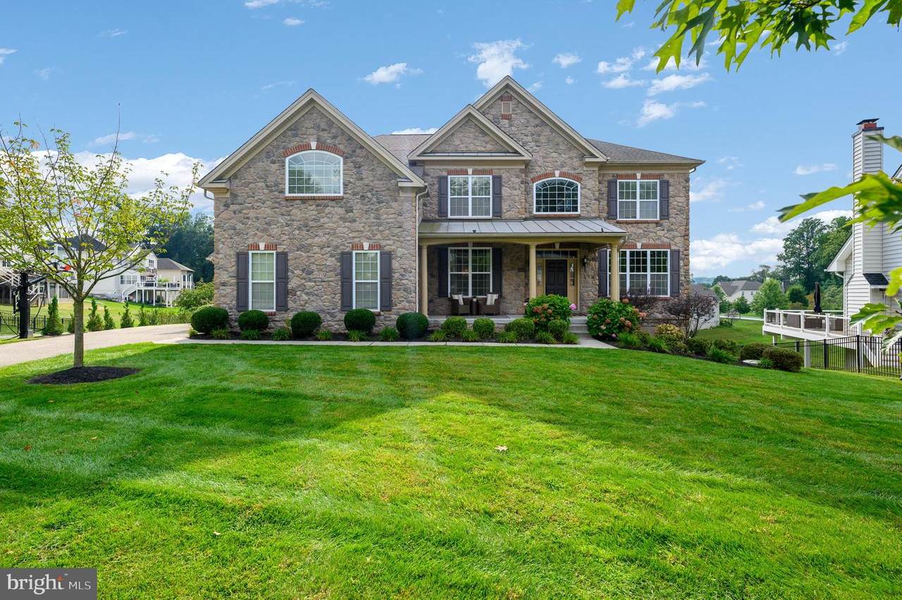 25 Diemer Drive - Photo 1