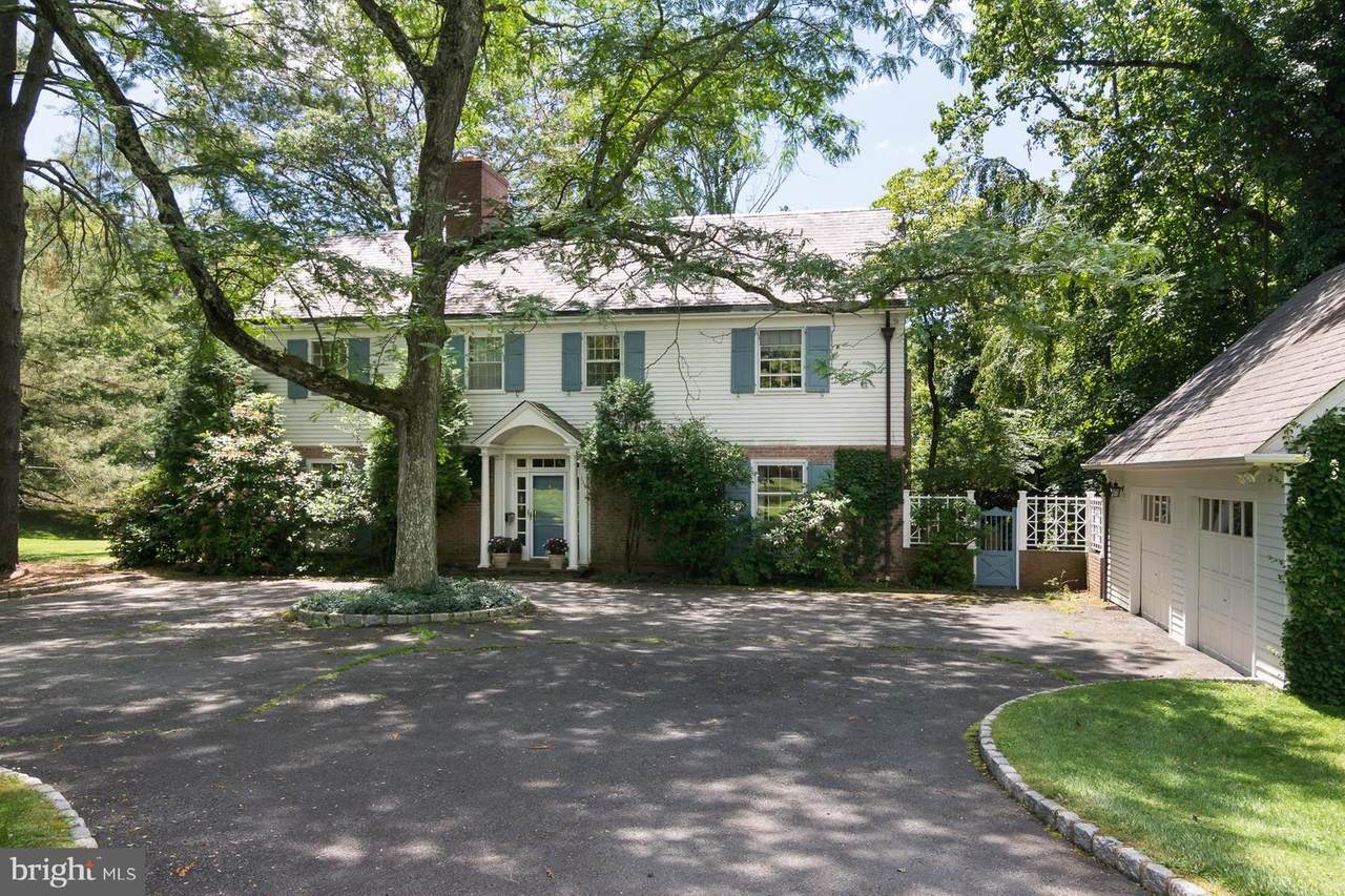 226 Constitution Drive - Photo 1
