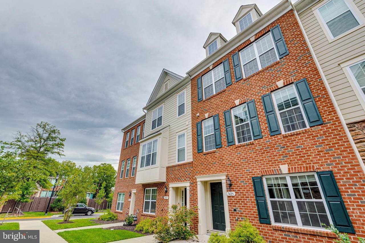 7425 Wood Meadow Way - Photo 1