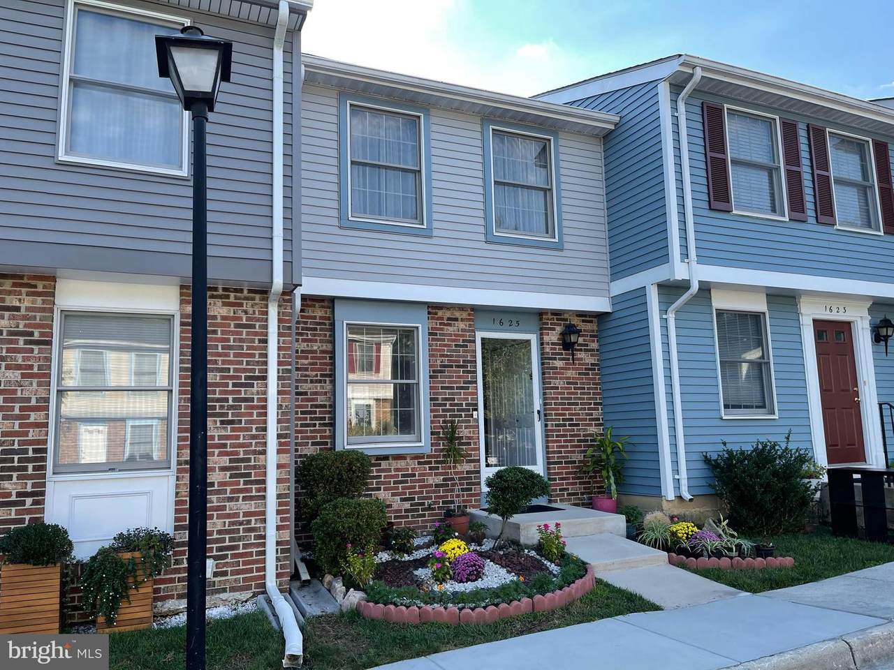 1625 10TH Street - Photo 1