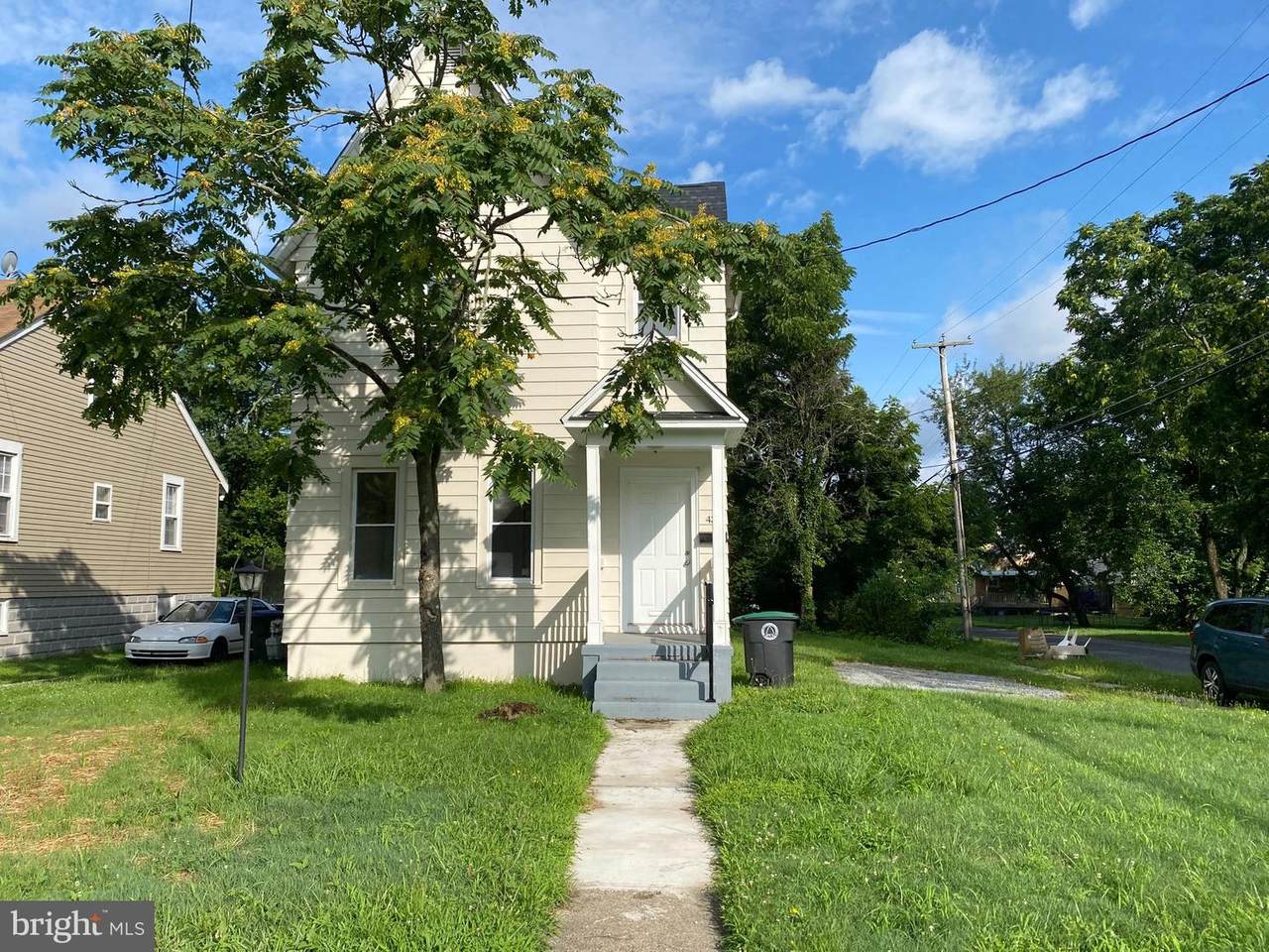 436 Linden Avenue - Photo 1