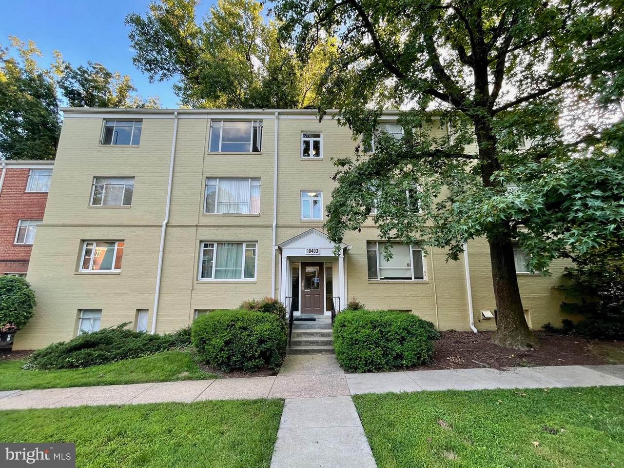 10403 Montrose Avenue - Photo 1