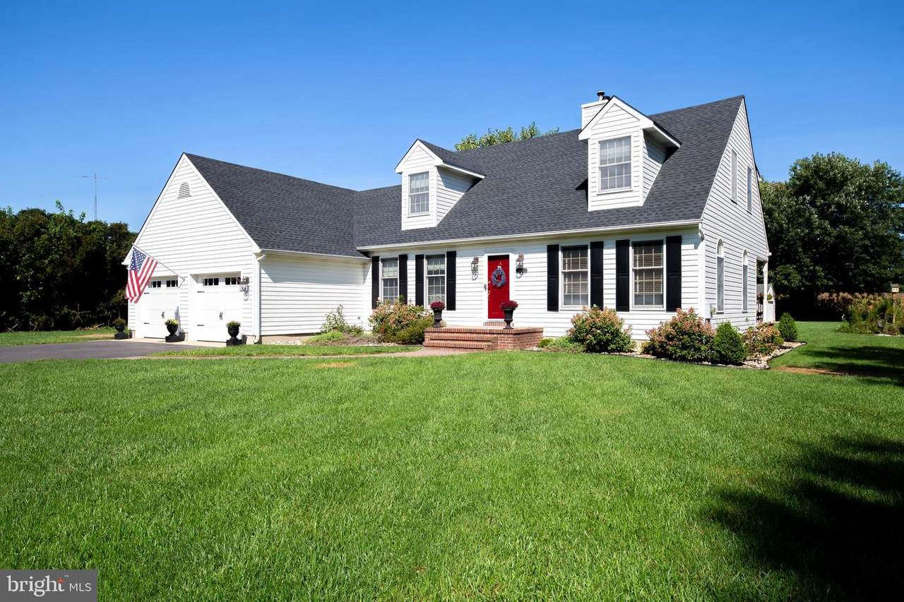 720 Maple Street - Photo 1