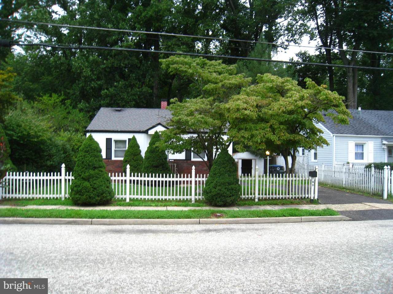 63 Carver Avenue - Photo 1