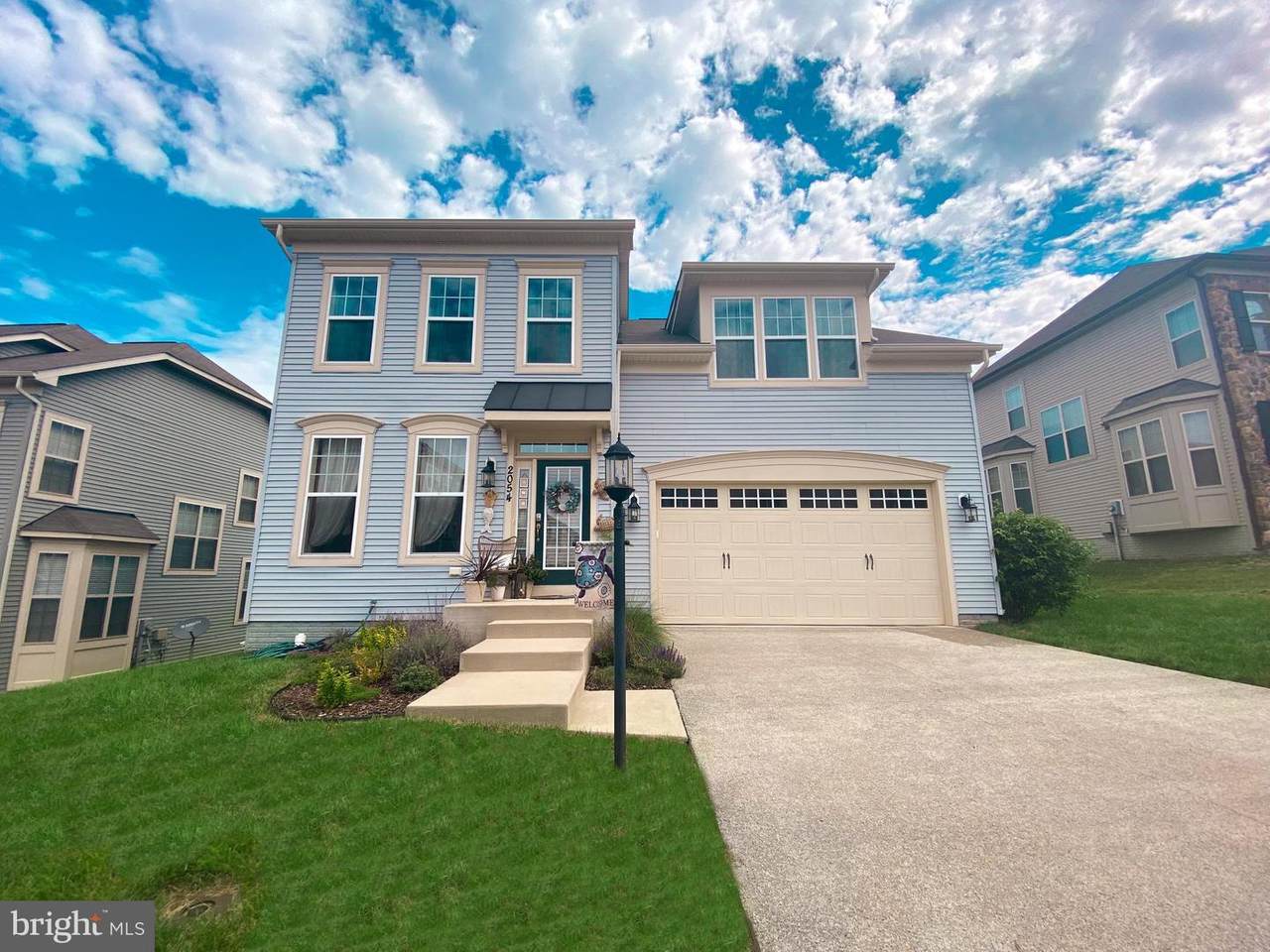 2054 Bagpipe Lane - Photo 1