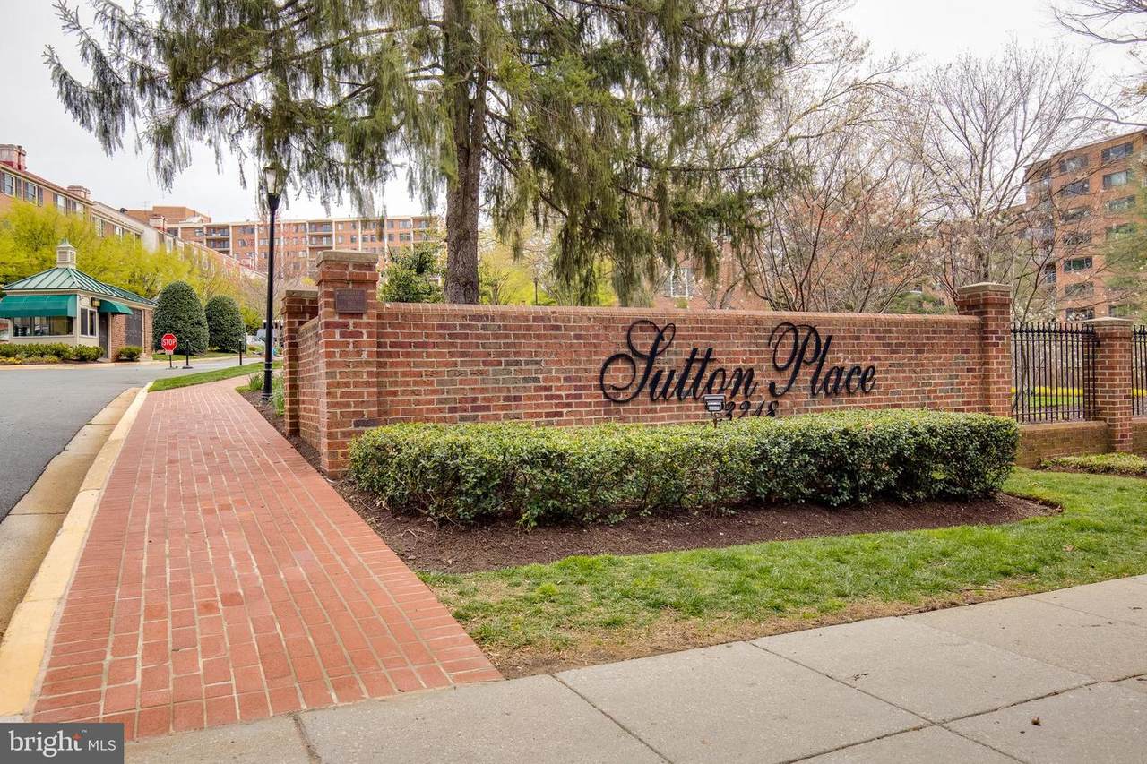 3273 Sutton Place - Photo 1