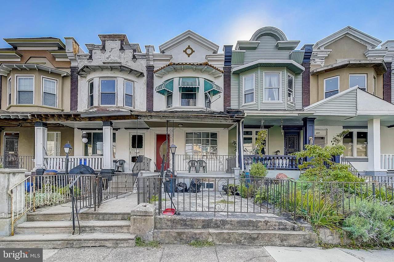 805 60TH Street - Photo 1