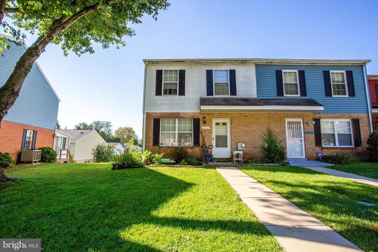 2540 Dupont Street - Photo 1