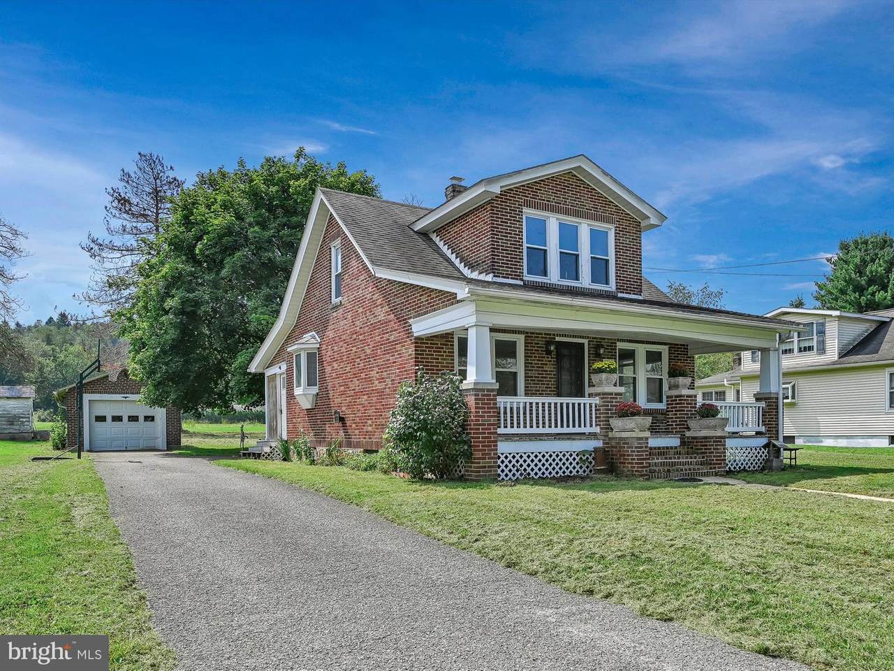 1017 Park Drive - Photo 1
