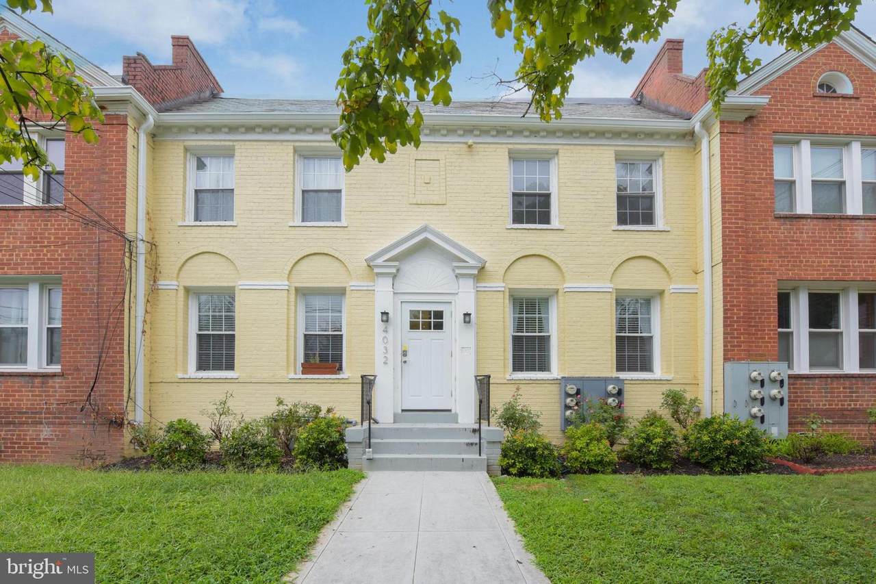 4032 8TH Street - Photo 1