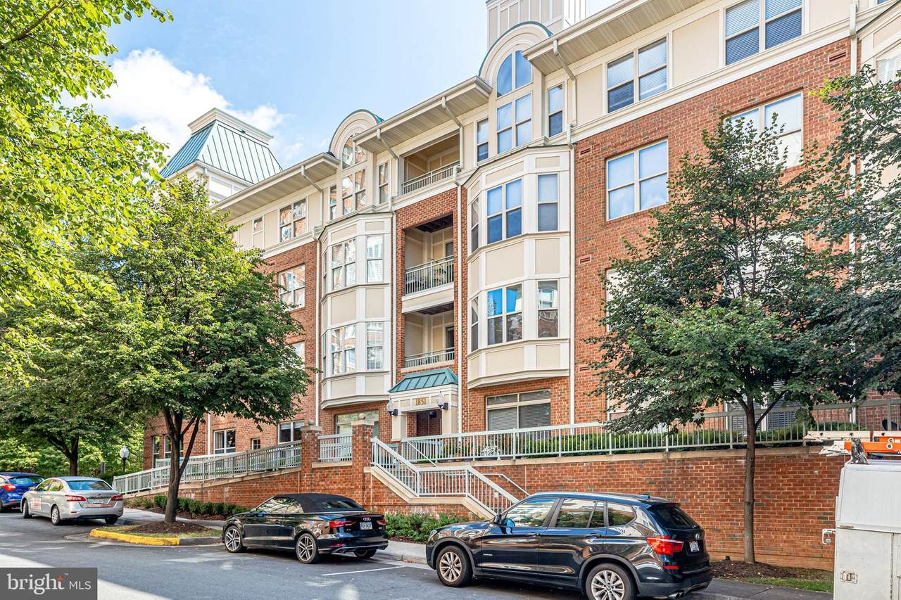 1851 Stratford Park Place - Photo 1