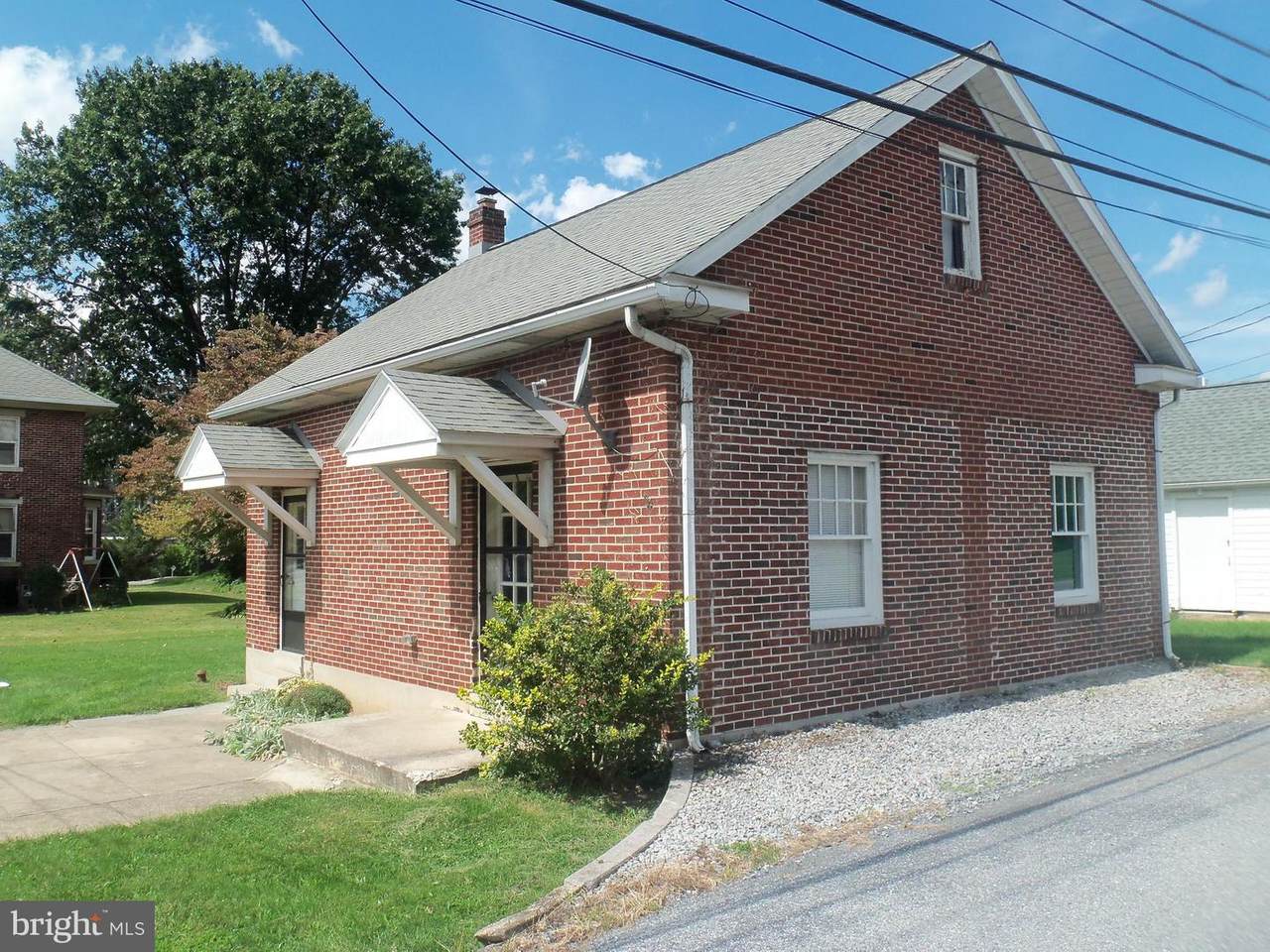 557 Rear Park Ave. - Photo 1