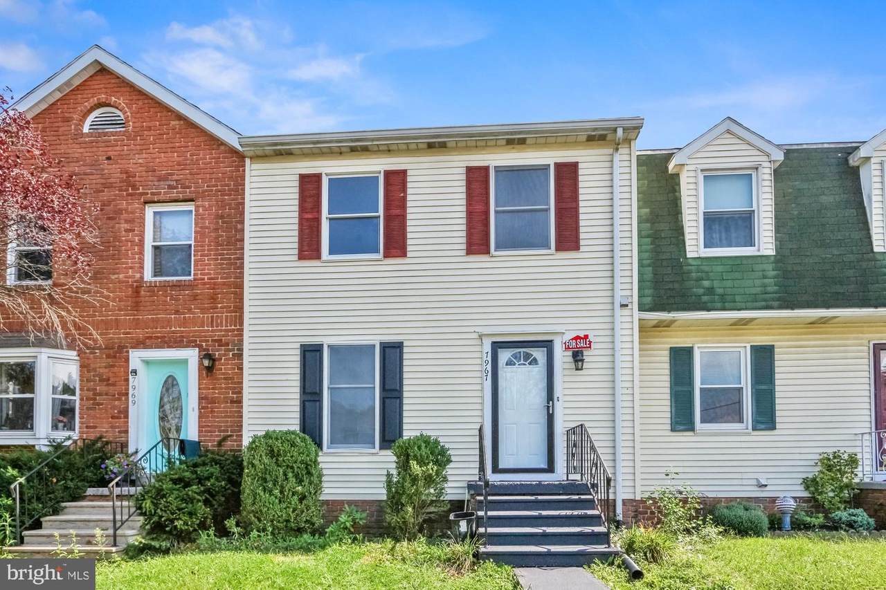 7967 Somerset Street - Photo 1