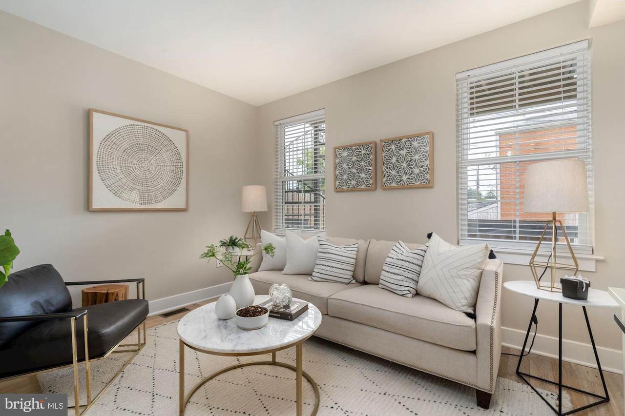 715 18TH Street - Photo 1