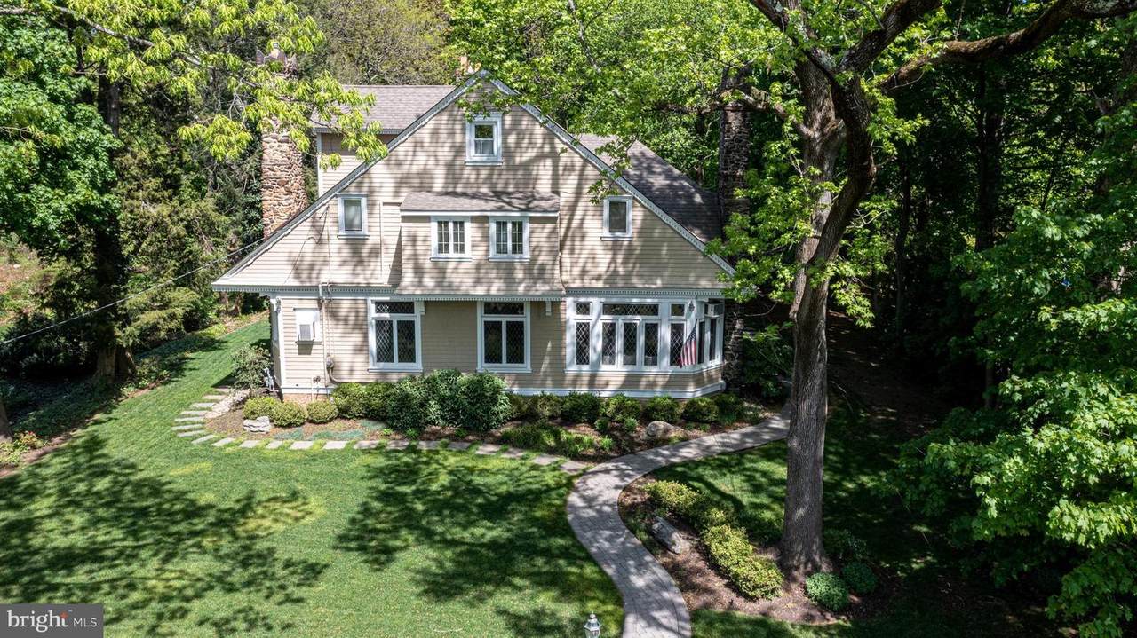 56 Oak Avenue - Photo 1