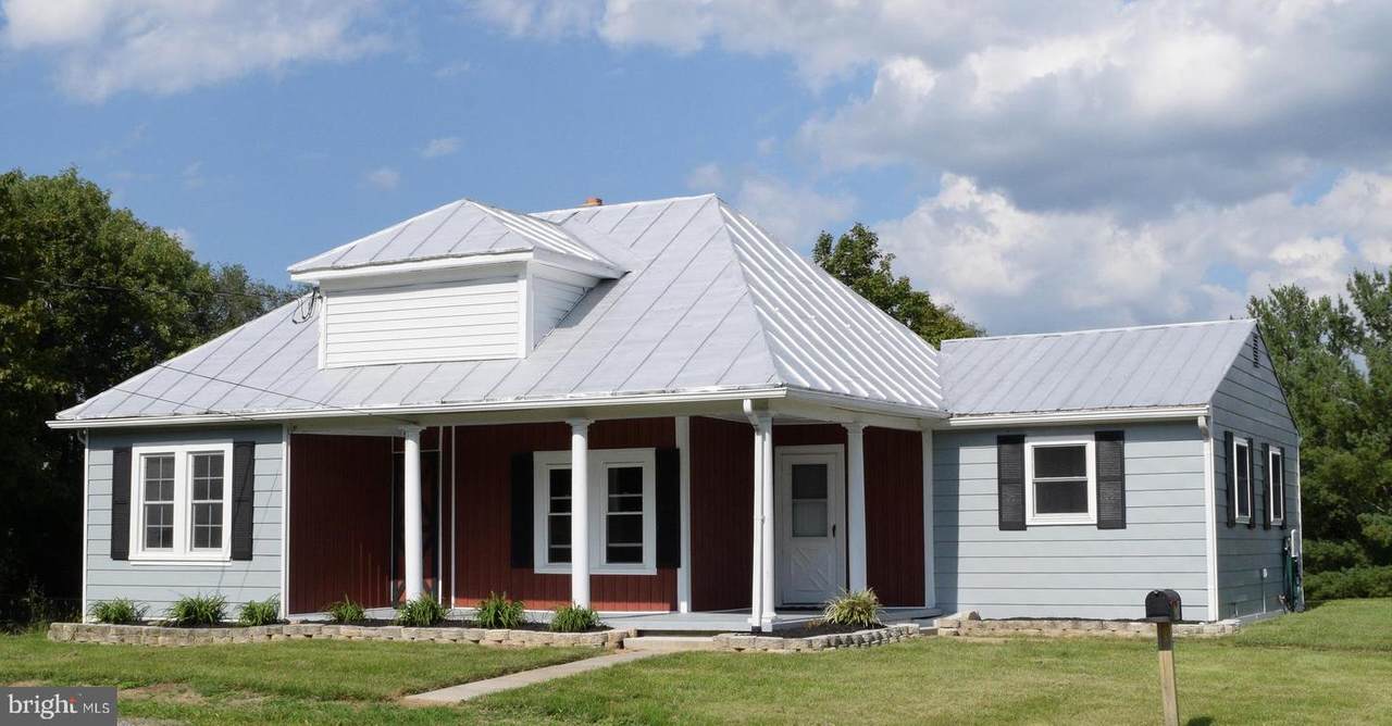 374 Gainesboro Road - Photo 1