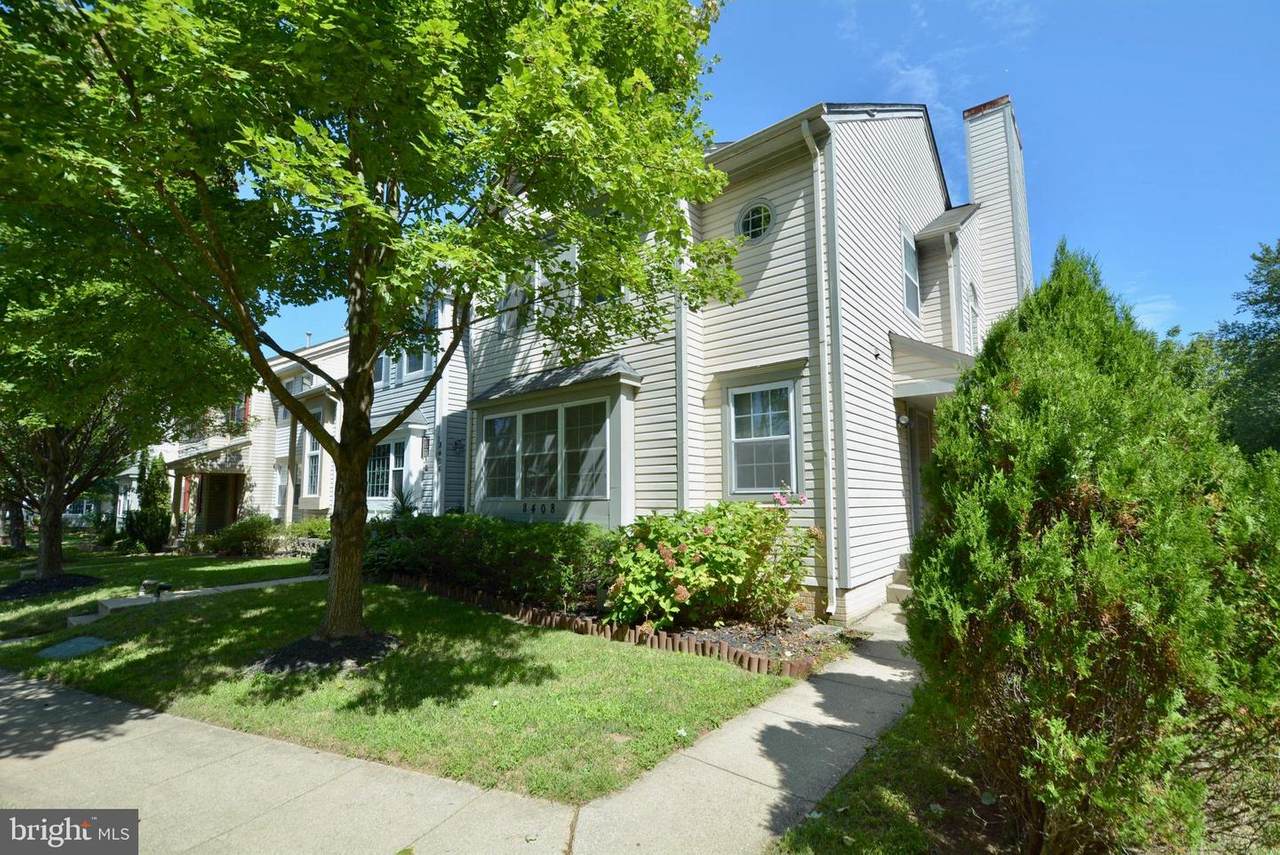 8408 Meadow Green Way - Photo 1