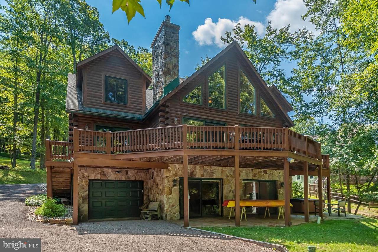 11 Maple Leaf Lane - Photo 1