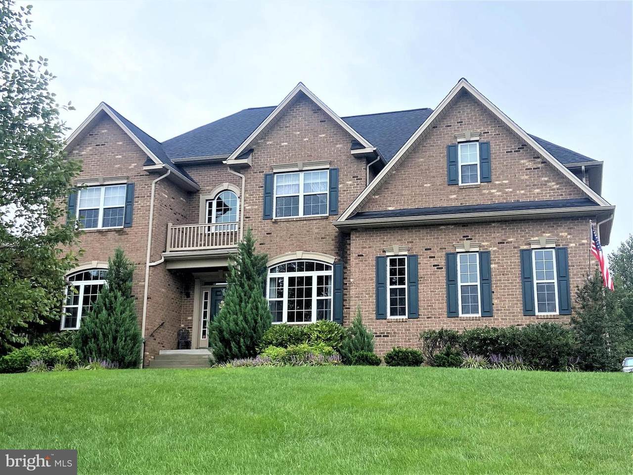 710 Lazy Creek Lane - Photo 1