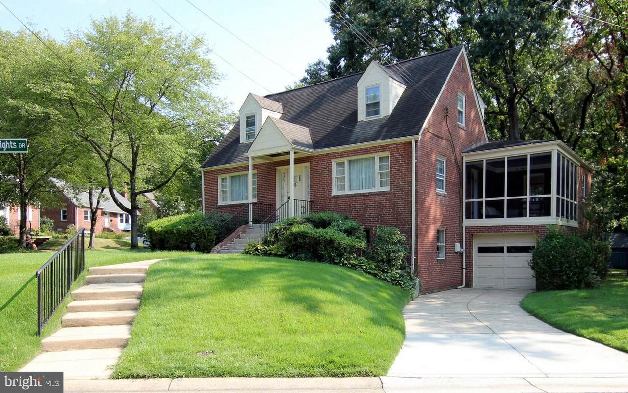 4207 College Heights Drive - Photo 1