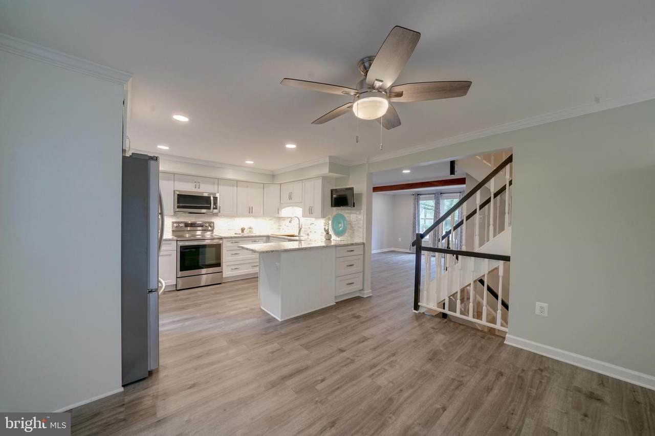 10631 Delfield Court - Photo 1