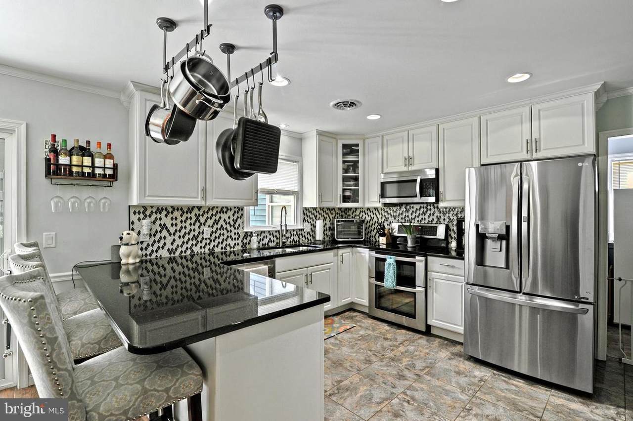 5 Meadow Drive - Photo 1