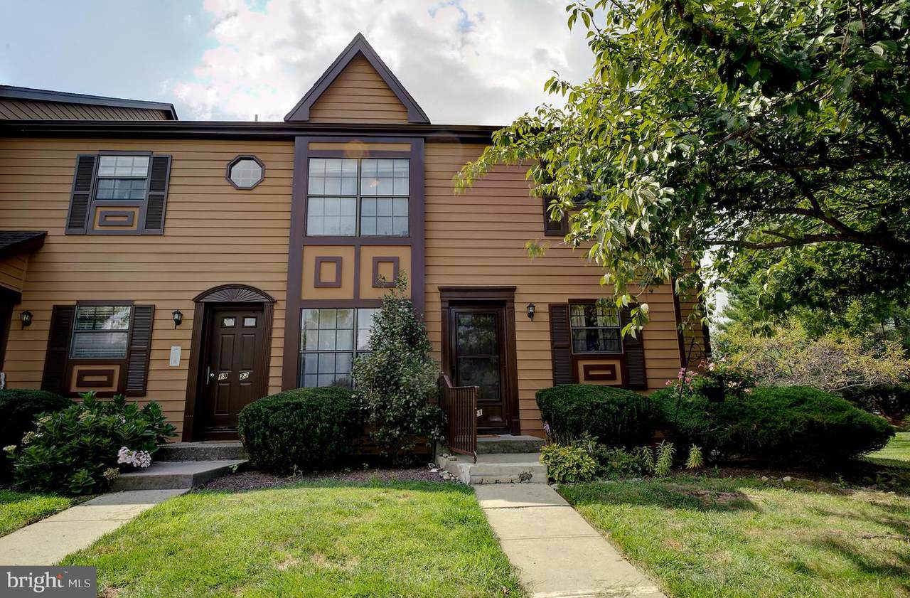 21 Barclay - Photo 1