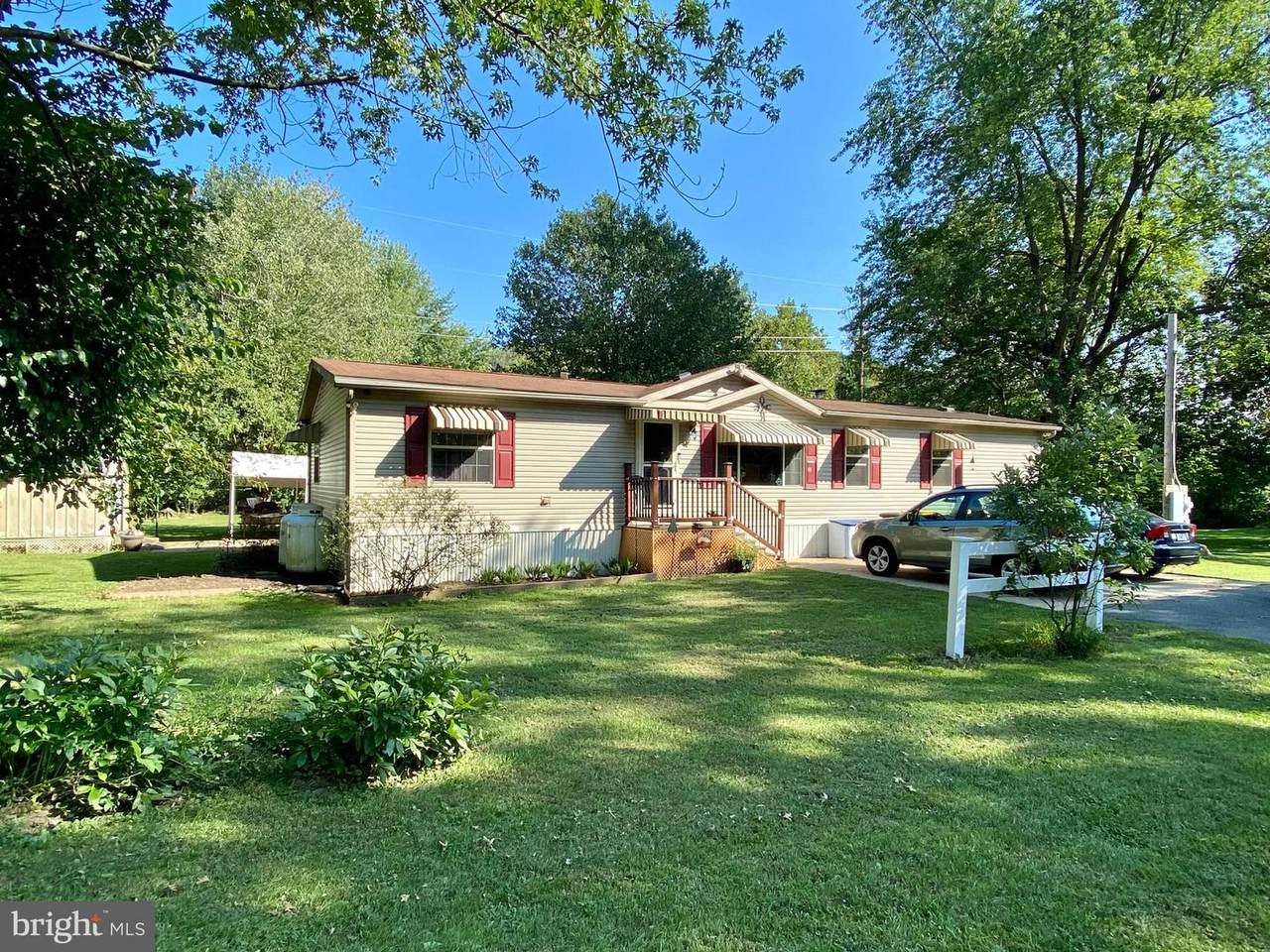 21 Pheasant Lane - Photo 1