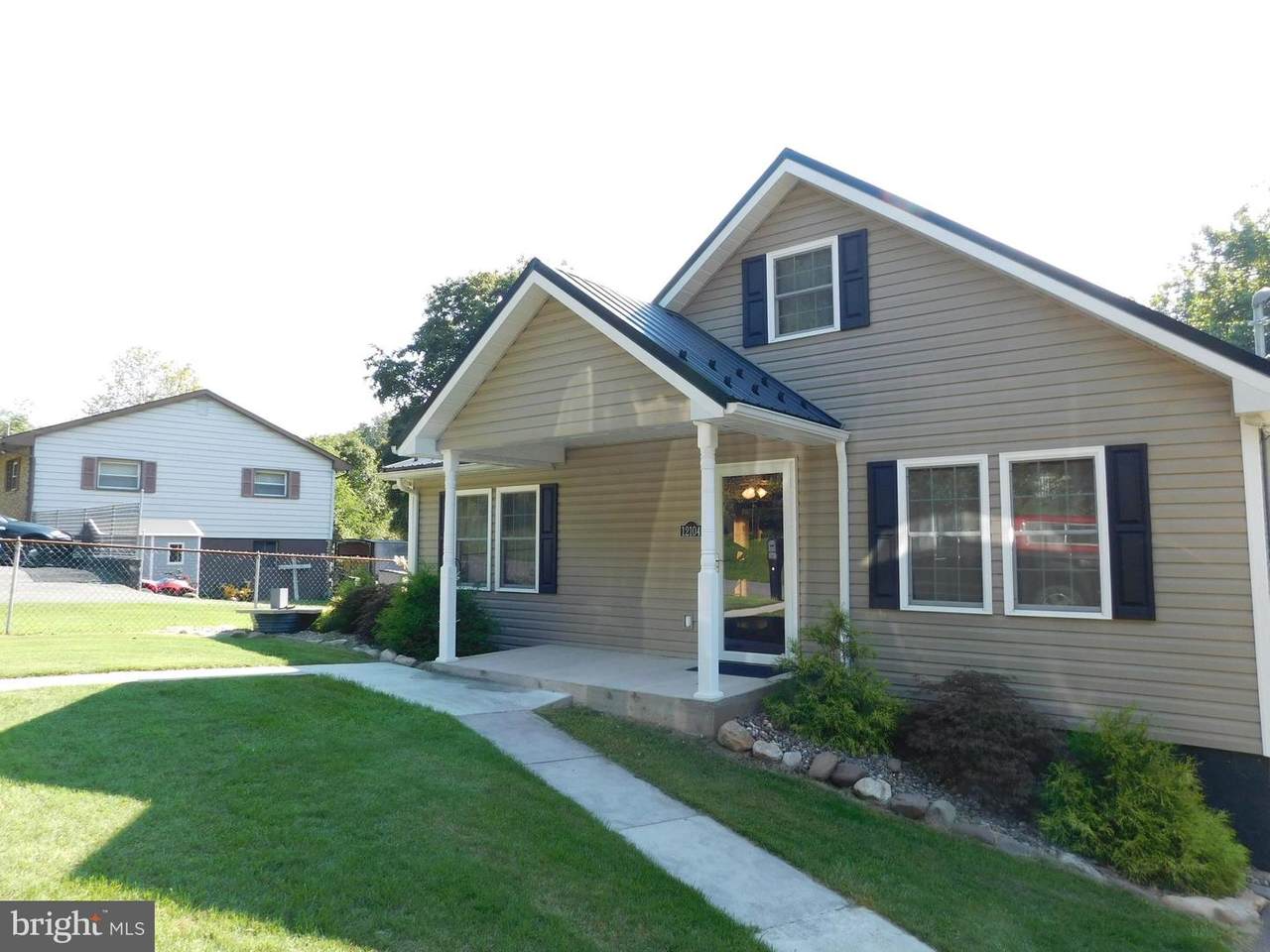 12104 Shadoe Hollow Drive - Photo 1